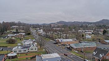 Weather camera view of Russell County Courthouse.
