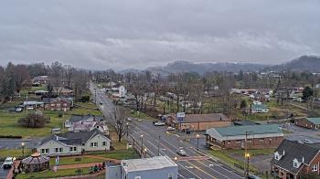 Weather camera view of Russell County Courthouse.