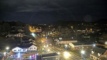 Weather camera view of Russell County Courthouse.