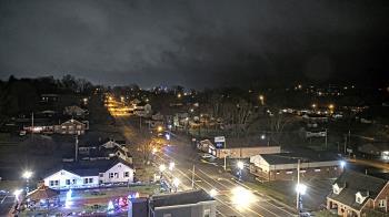 Weather camera view of Russell County Courthouse.