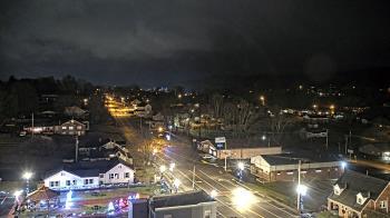 Weather camera view of Russell County Courthouse.