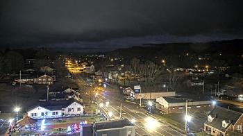 Weather camera view of Russell County Courthouse.