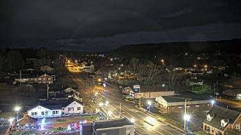 Weather camera view of Russell County Courthouse.