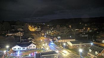 Weather camera view of Russell County Courthouse.