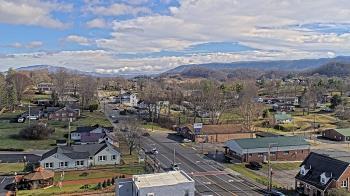 Weather camera view of Russell County Courthouse.
