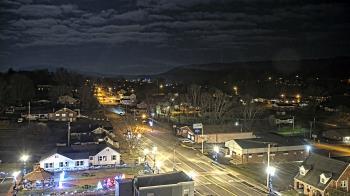 Weather camera view of Russell County Courthouse.