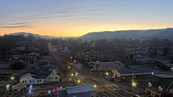 Weather camera view of Russell County Courthouse.
