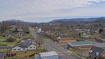 Weather camera view of Russell County Courthouse.