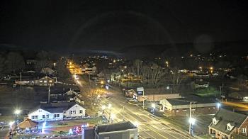 Weather camera view of Russell County Courthouse.