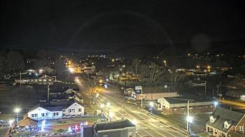 Weather camera view of Russell County Courthouse.