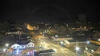 Weather camera view of Russell County Courthouse.