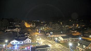 Weather camera view of Russell County Courthouse.