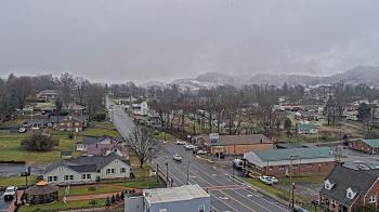 Weather camera view of Russell County Courthouse.