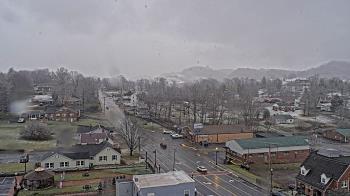 Weather camera view of Russell County Courthouse.