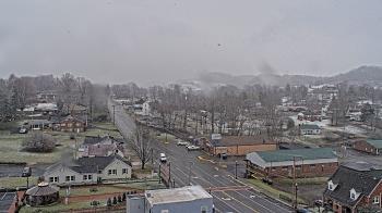 Weather camera view of Russell County Courthouse.