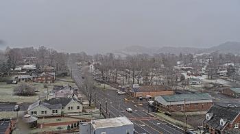 Weather camera view of Russell County Courthouse.