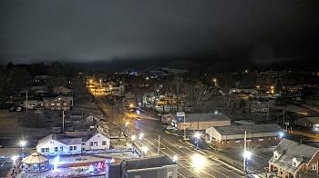 Weather camera view of Russell County Courthouse.