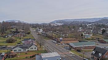 Weather camera view of Russell County Courthouse.