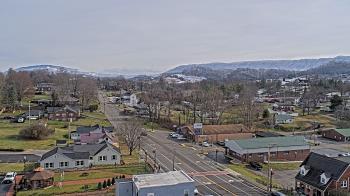 Weather camera view of Russell County Courthouse.