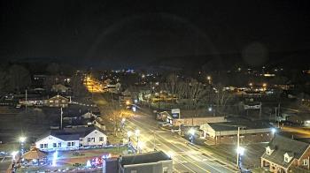 Weather camera view of Russell County Courthouse.