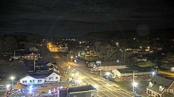 Weather camera view of Russell County Courthouse.