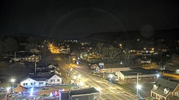 Weather camera view of Russell County Courthouse.