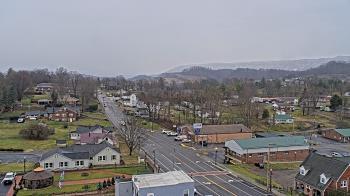 Weather camera view of Russell County Courthouse.