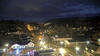 Weather camera view of Russell County Courthouse.