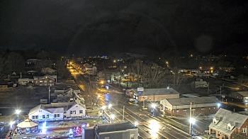 Weather camera view of Russell County Courthouse.