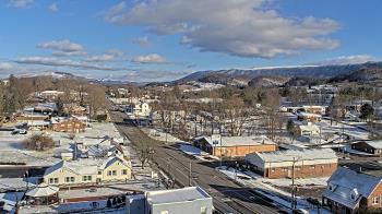 Weather camera view of Russell County Courthouse.