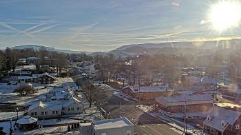 Weather camera view of Russell County Courthouse.