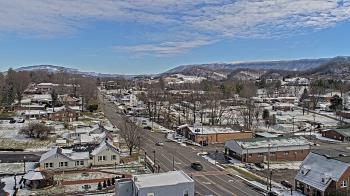 Weather camera view of Russell County Courthouse.