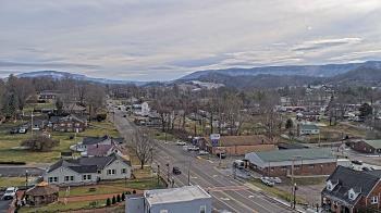 Weather camera view of Russell County Courthouse.