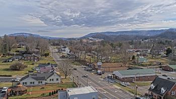 Weather camera view of Russell County Courthouse.