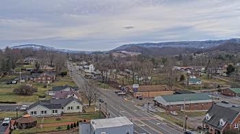 Weather camera view of Russell County Courthouse.