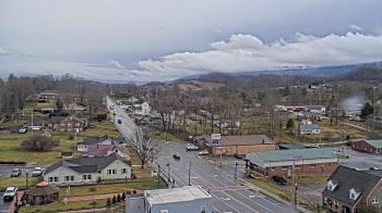 Weather camera view of Russell County Courthouse.