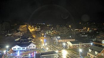 Weather camera view of Russell County Courthouse.