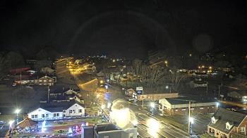 Weather camera view of Russell County Courthouse.