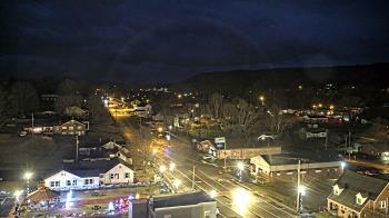 Weather camera view of Russell County Courthouse.