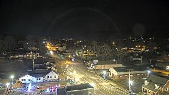 Weather camera view of Russell County Courthouse.