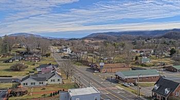 Weather camera view of Russell County Courthouse.