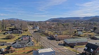 Weather camera view of Russell County Courthouse.