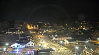 Weather camera view of Russell County Courthouse.