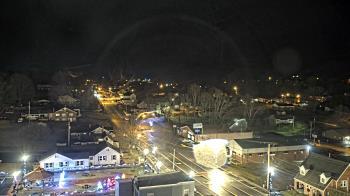 Weather camera view of Russell County Courthouse.