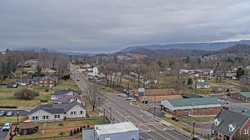 Weather camera view of Russell County Courthouse.