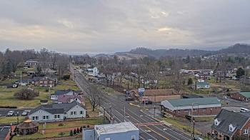 Weather camera view of Russell County Courthouse.