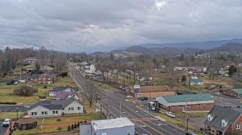 Weather camera view of Russell County Courthouse.