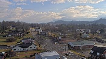 Weather camera view of Russell County Courthouse.