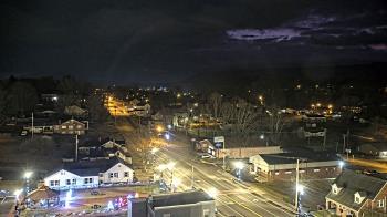 Weather camera view of Russell County Courthouse.