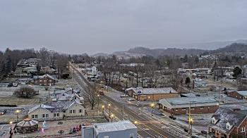 Weather camera view of Russell County Courthouse.